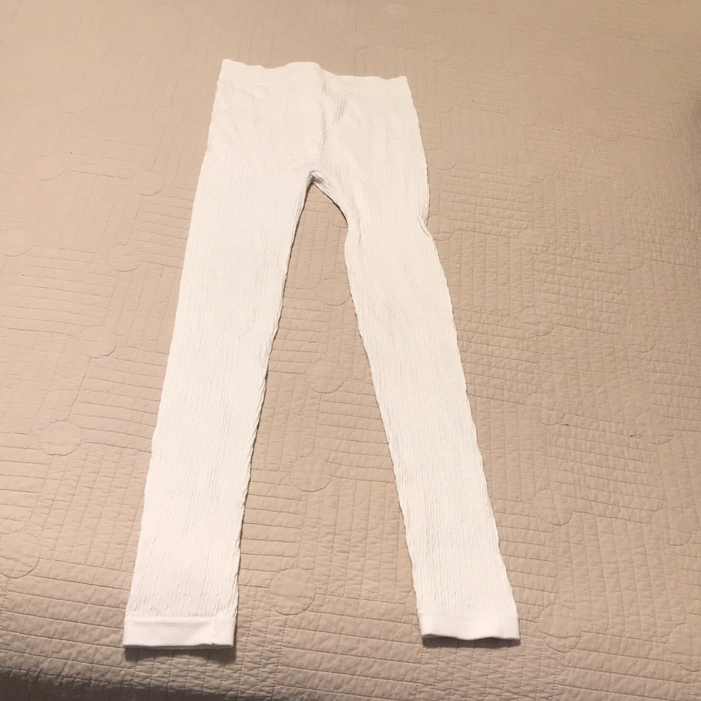 No Boundaries size medium off white leggings.
